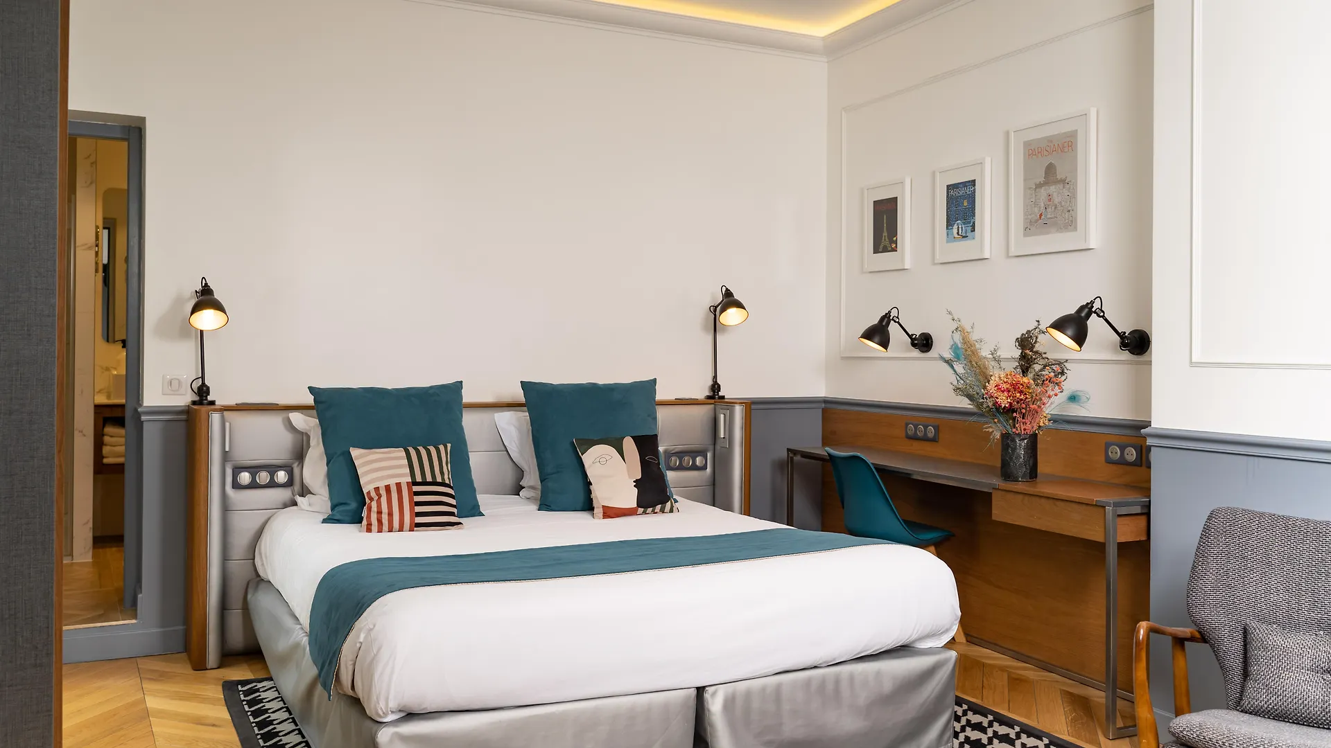 Hotel Petit Lafayette 4*