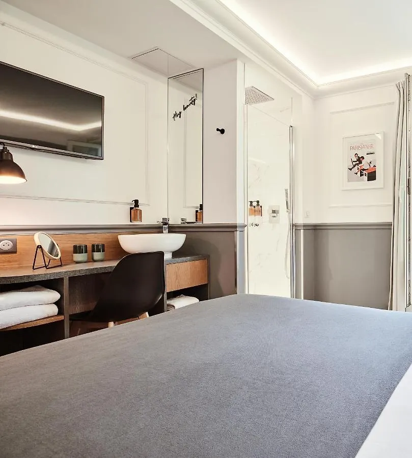 Hotel Petit Lafayette 4*